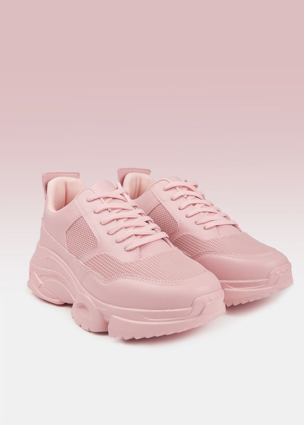 pink tennis shoes