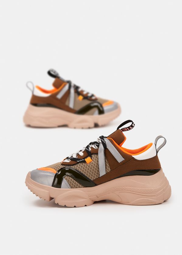 Beige chunky sneakers Essentiel Antwerp Nederland Beige chunky sneakers Essentiel Antwerp Nederland